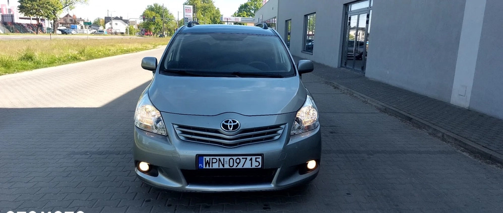 Toyota Verso cena 28900 przebieg: 224300, rok produkcji 2011 z Płońsk małe 596